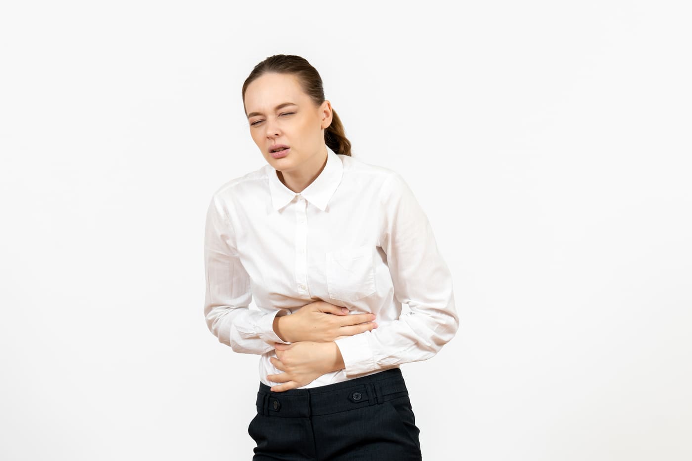 Woman in pain because of gastroparesis