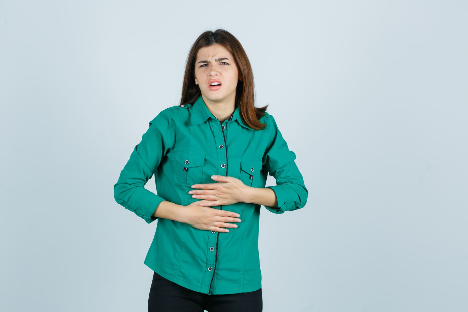 Woman with heartburn and gallstones