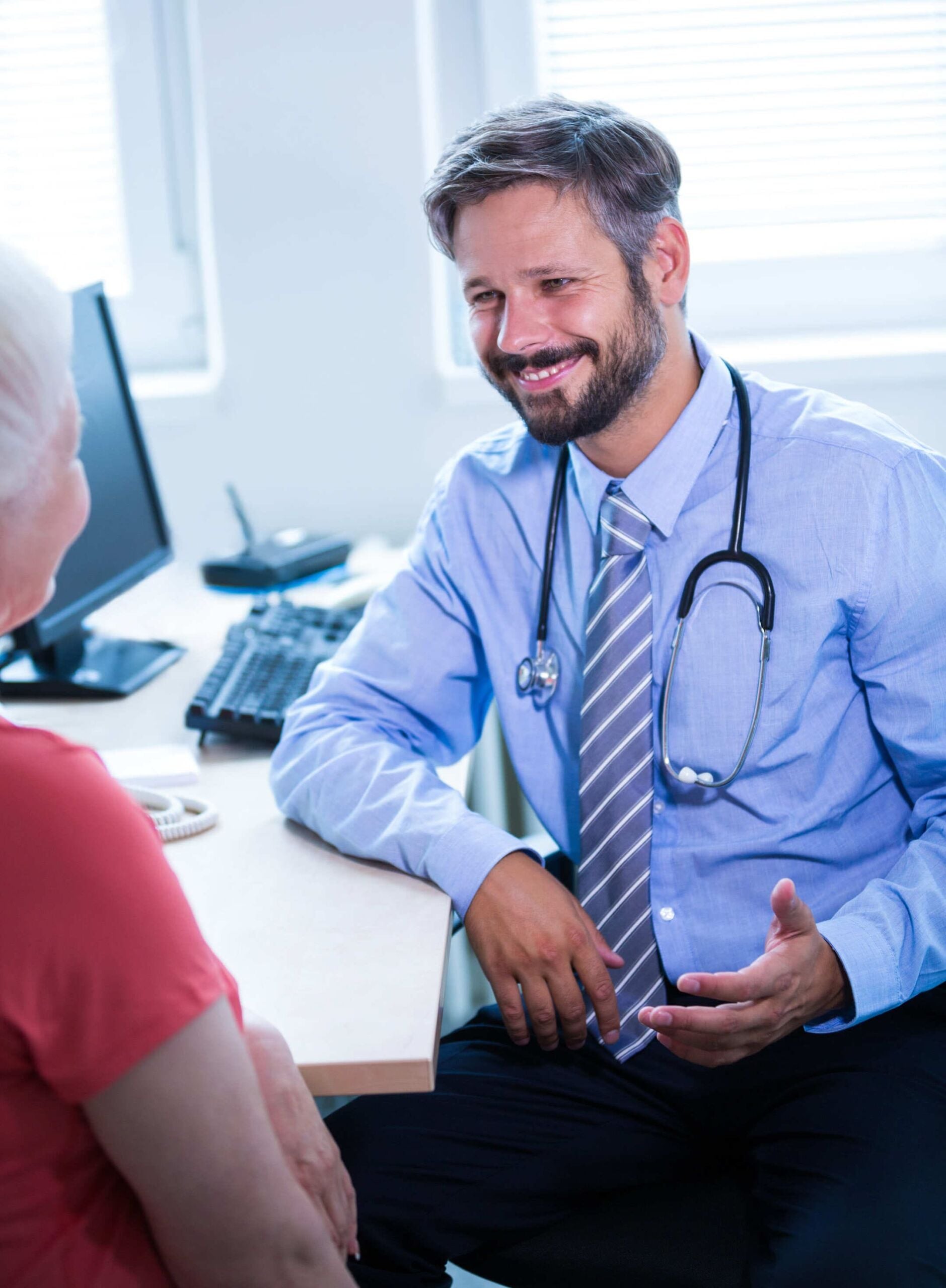 Hiatal Hernia surgeon with his patient
