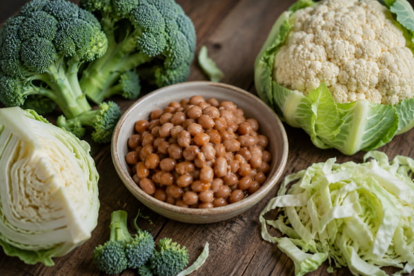 Beans and cruciferous vegetables that commonly cause gas and bloating