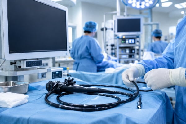 Endoscopy equipment used to diagnose esophageal candidiasis and measure hiatal hernia